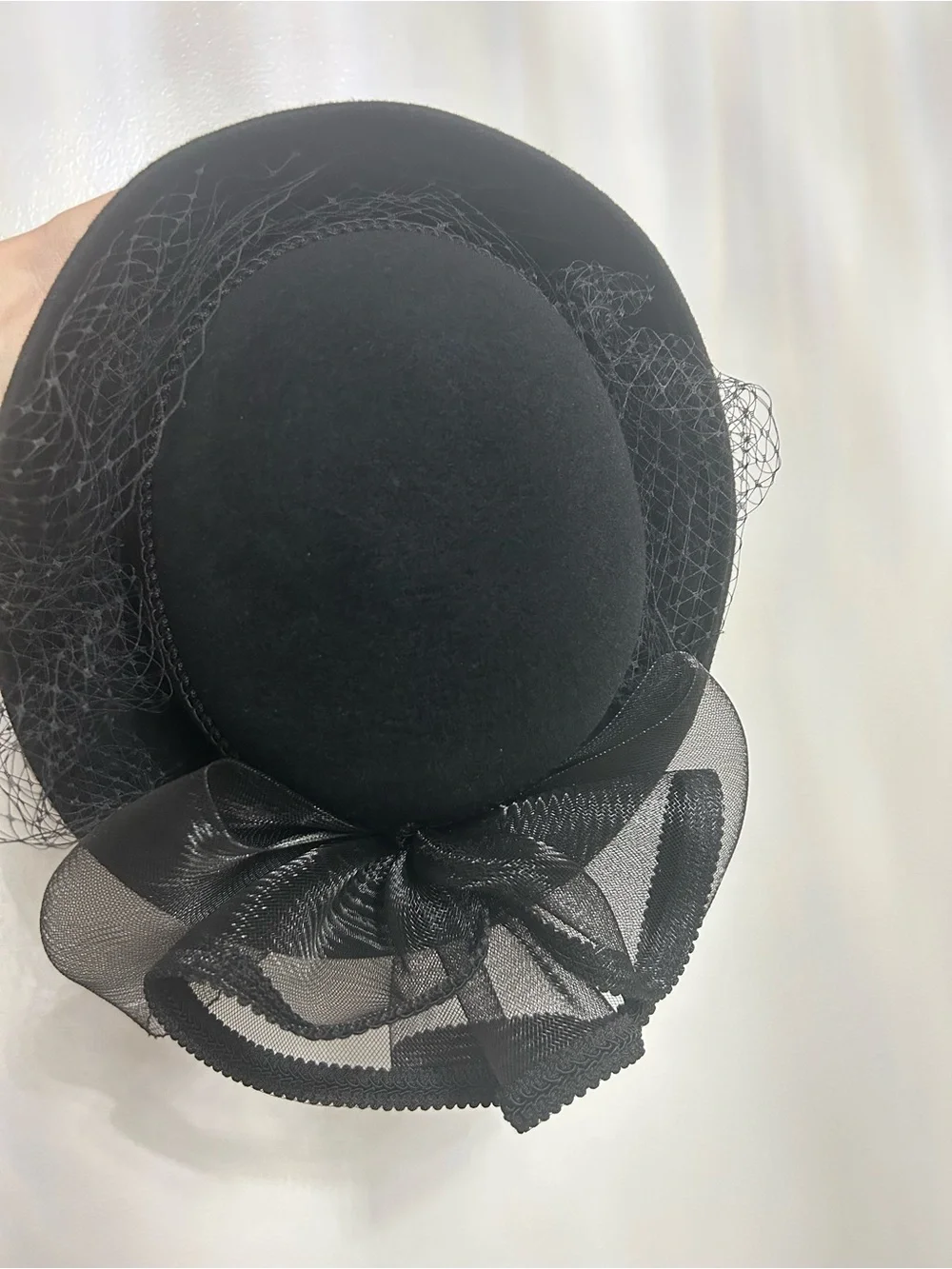 Vintage elegant round
